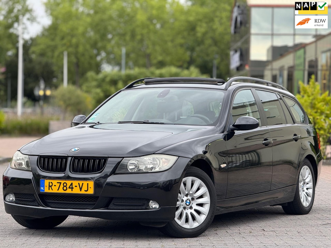 BMW 3-serie Touring - 318i Business Line 318i Business Line - AutoWereld.nl