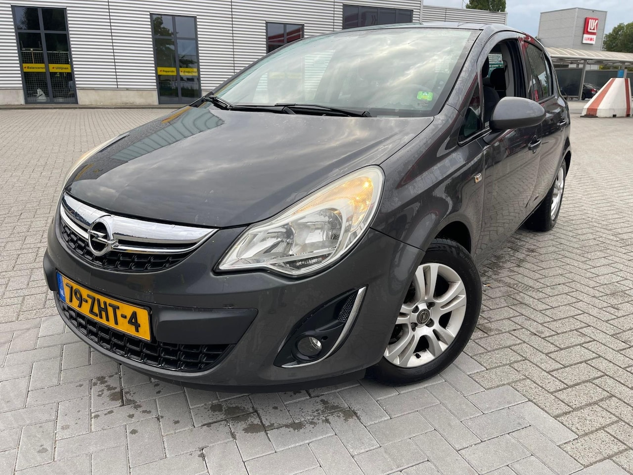 Opel Corsa - 1.2-16V Cosmo 1.2-16V Cosmo - AutoWereld.nl