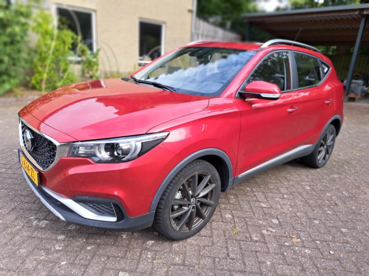 MG ZS - Luxury 45 kWh LUXURY 1E EIG MET THUIS LADER NIEUWSTAAT - AutoWereld.nl