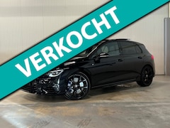 Volkswagen Golf - 2.0 TSI R 4Motion | AKRAPOVIC | PANO | IQ LIGHTS | BLACK PACK