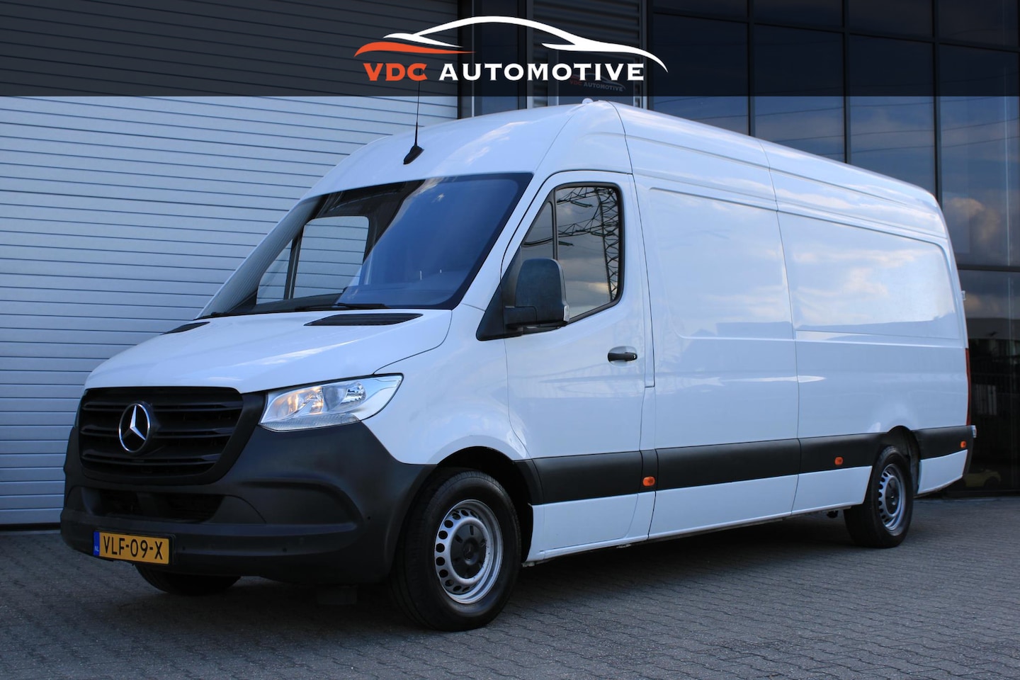 Mercedes-Benz Sprinter - 314 2.2 CDI L3H2 Cruisecontrol | Camera | 3 Zitplaatsen | Parkeersensoren | Carplay - AutoWereld.nl