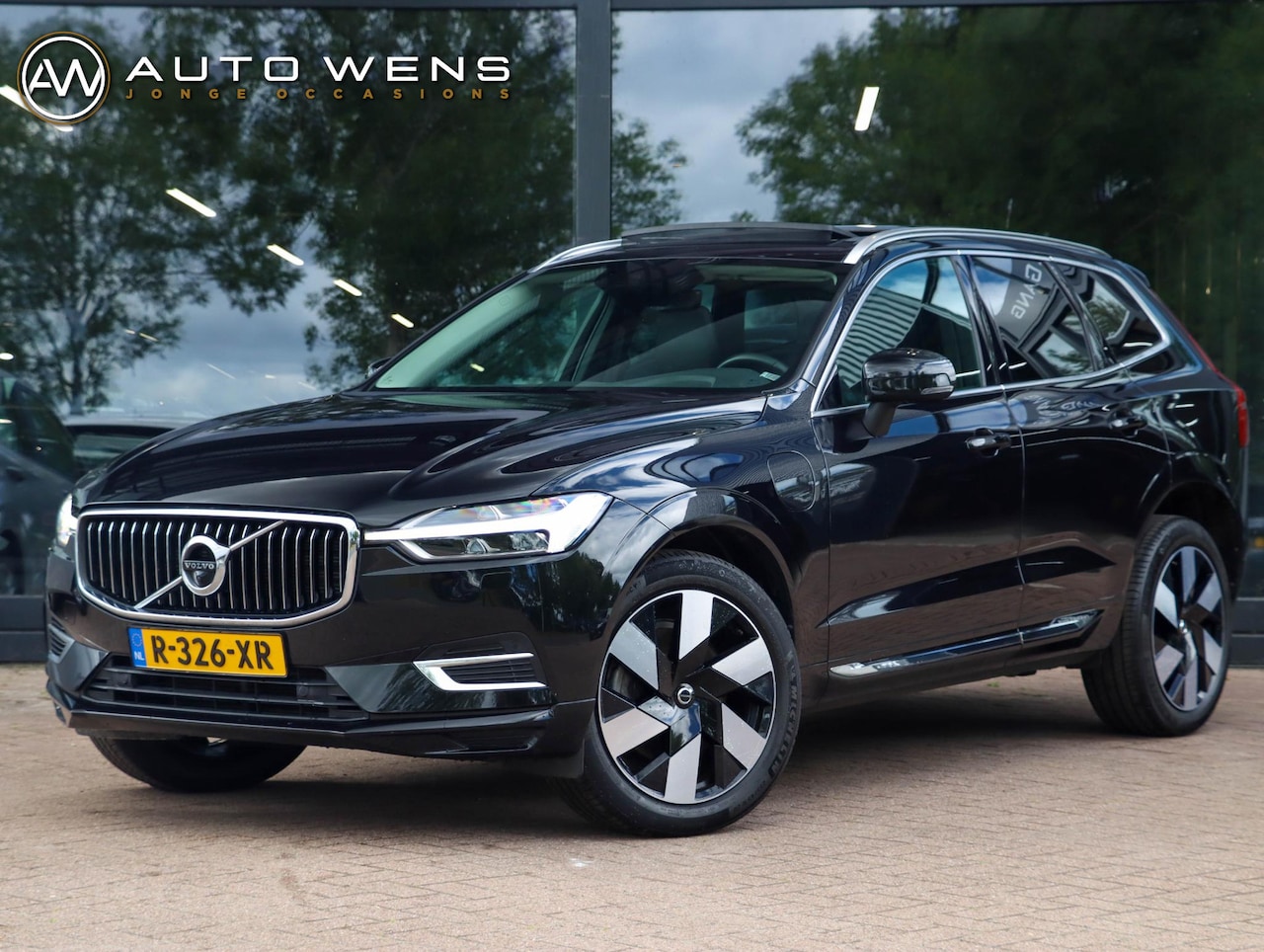 Volvo XC60 - T8 AWD Inscription | 360 Cam | Trekhaak | Luchtvering - AutoWereld.nl