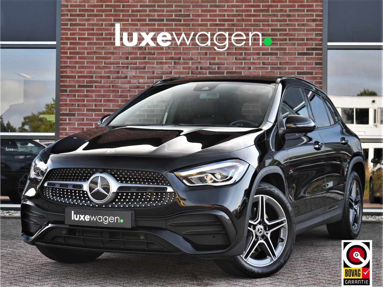 Mercedes-Benz GLA-Klasse - 250 e AMG Pano Night Camera - AutoWereld.nl