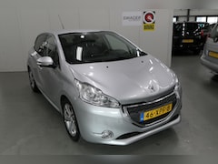 Peugeot 208 - 1.4 VTi 95PK 5D Griffe (Goed onderhouden&Trekhaak)