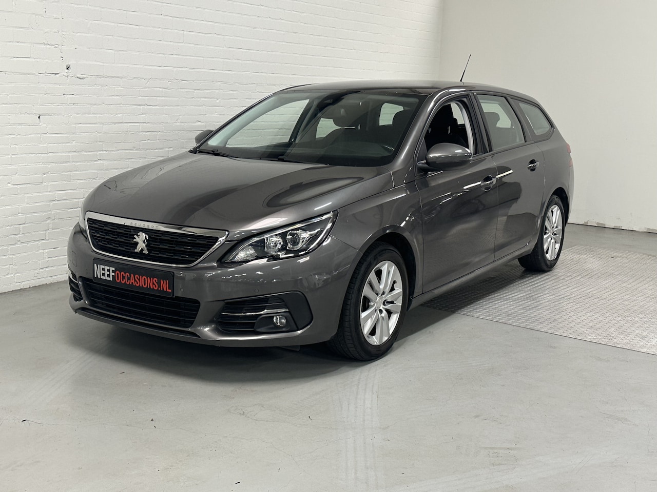 Peugeot 308 SW - 1.2 PureTech Active Pack CLIMA / CRUISE / NAVI / ELK.PAKKET - AutoWereld.nl