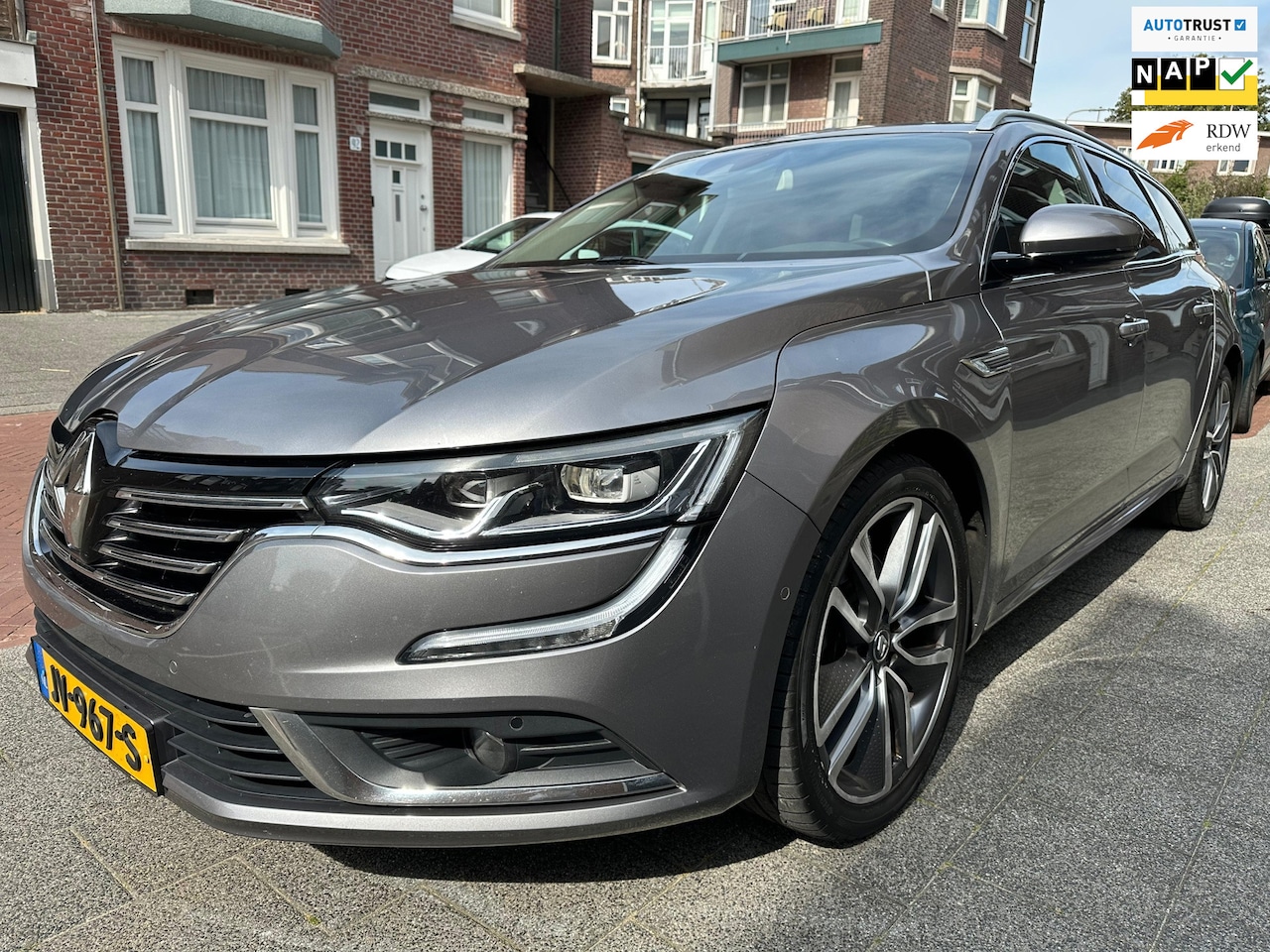 Renault Talisman Estate - 1.6 TCe Intens Carplay Camera Cruise PDC LMV Massage Stoelen Nette Auto - AutoWereld.nl