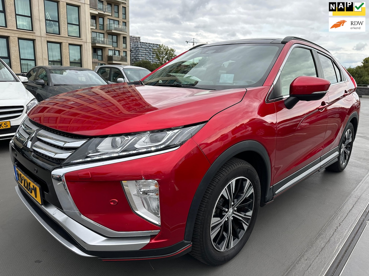 Mitsubishi Eclipse Cross - 1.5 DI-T 4WD Instyle+ AUTOMAAT Adaptief Cruise VolOptie Leer Pano - AutoWereld.nl
