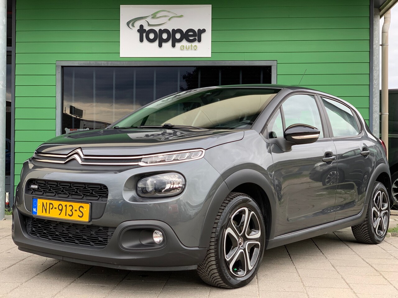 Citroën C3 - 1.2 PureTech Feel | Navigatie | CruiseControl | Airco | - AutoWereld.nl