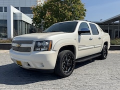 Chevrolet Avalanche - USA 5.3 V8 4WD LTZ / bed slayd / Airco / LPG-G3 / 1ste eigenaar
