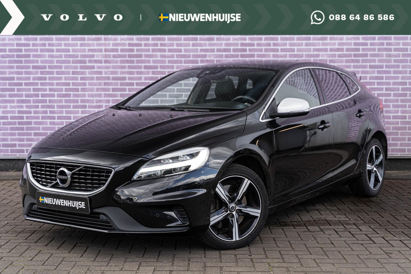 Volvo V40 - 1.5 T3 Polar+ Sport | Panoramadak | Achteruitrijcamera | Cruise Control | Navigatie | 	Ver - AutoWereld.nl