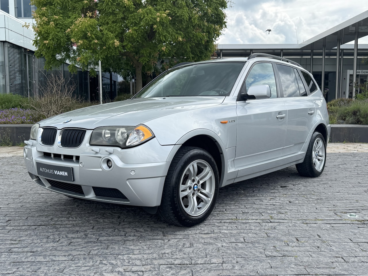 BMW X3 - 3.0i Executive Automaat! Lage kmstand! Youngtimer! - AutoWereld.nl
