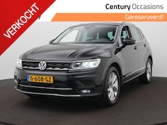 Volkswagen Tiguan - 1.5 TSI ACT Highline DSG / Virtual / Elek. Trekhaak / Adap. Cruise