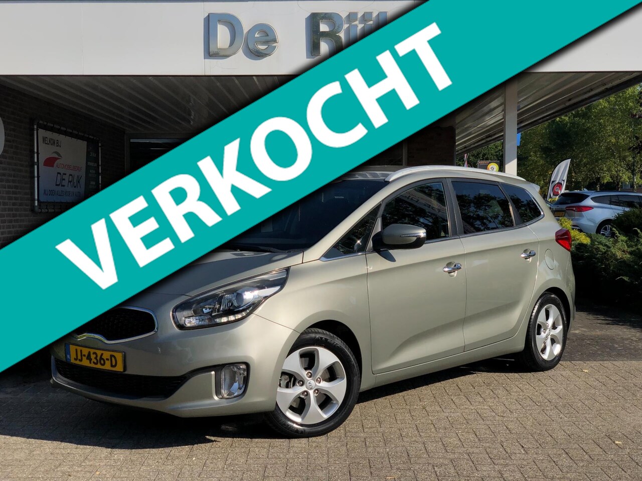 Kia Carens - 1.6 GDi ExecutiveLine 7 Persoons | Navi, Cruise, Clima, Trekhaak, NAP | Goed Onderhouden | - AutoWereld.nl
