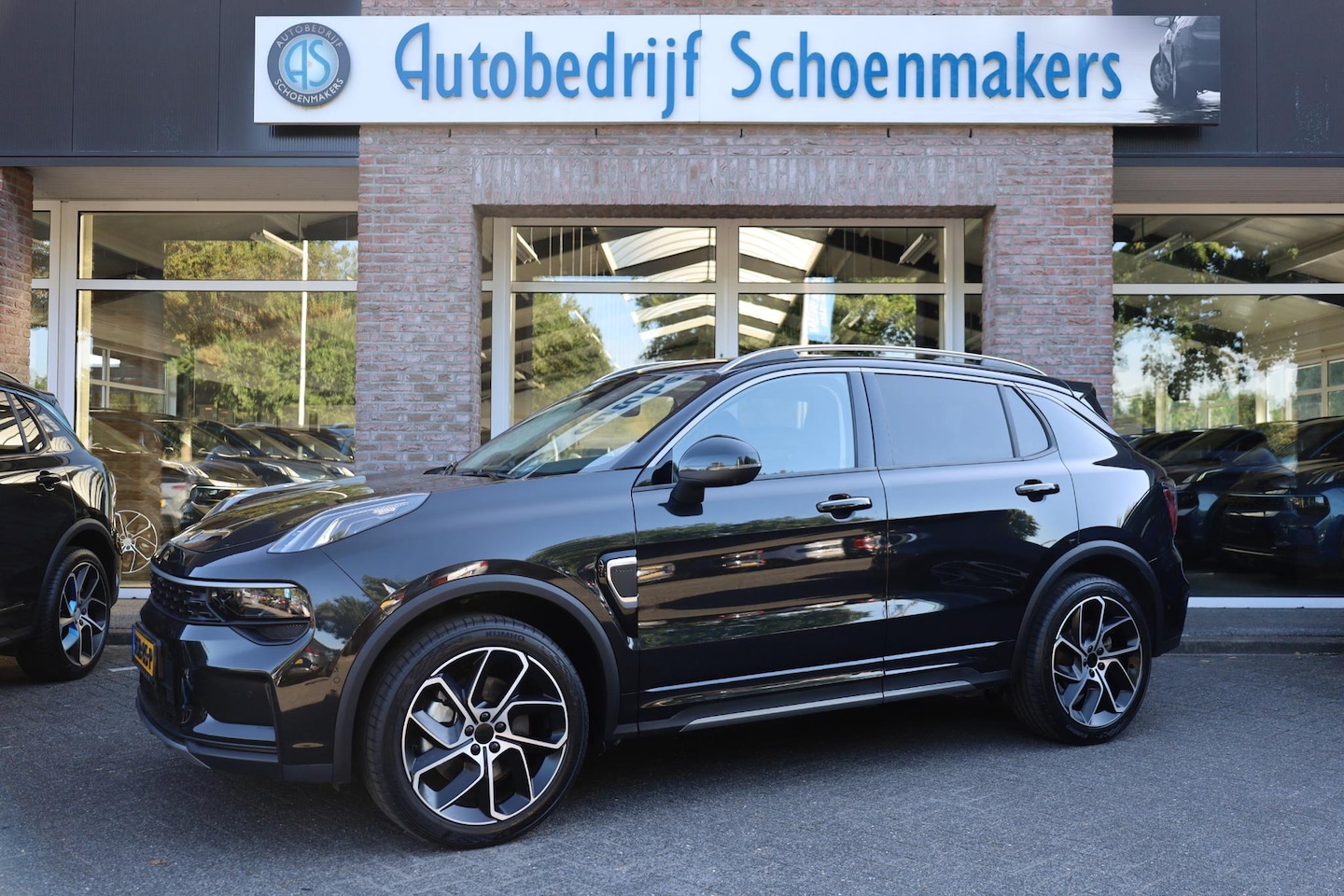 Lynk & Co 01 - 1.5 261PK! LUXURY-LINE! 360-CAMERA PANO/SCHUIF INFINITY DAB NAVI CARPLAY STOELVERWARMING E - AutoWereld.nl