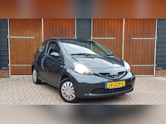 Toyota Aygo - 1.0-12V, Nieuwe APK, All seasonbanden, Onderhoudshistorie