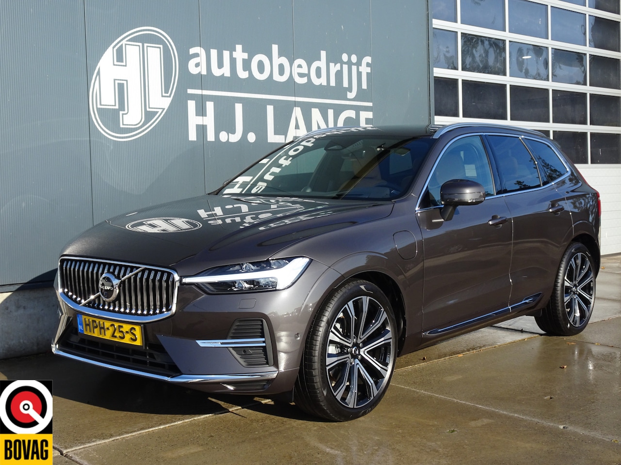Volvo XC60 - 2.0 T6 Plug-in hybrid AWD Ultra Bright 2.0 T6 Plug-in hybrid AWD Ultra Bright - AutoWereld.nl