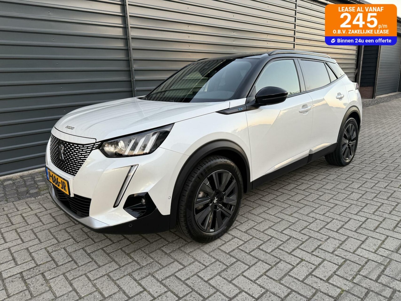 Peugeot e-2008 - EV GT Pack 50 kWh Panodak!! Navi! Camera Led! - AutoWereld.nl