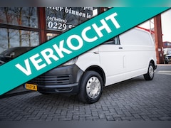 Volkswagen Transporter - 2.0 TDI 102pk L2 | Airco | Inbraakbeveiliging | Laadruimte betimmerd |