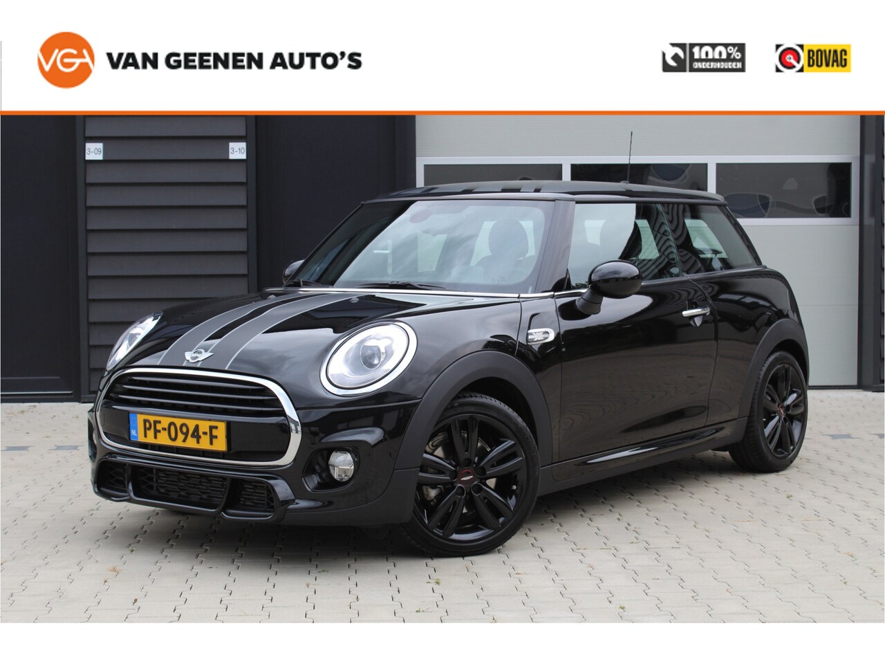 MINI Cooper - Mini 1.5 Chili Serious Business | NAP | JCW pakket | LED | Navi - AutoWereld.nl