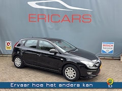Hyundai i30 - 1.4i i-Drive Cool NAVI TEL DAB