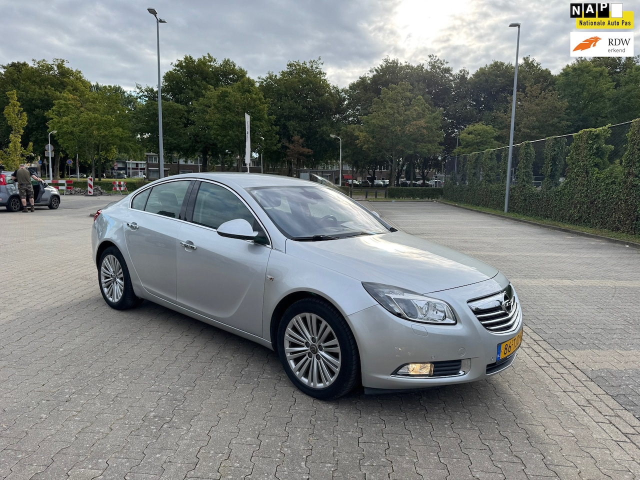 Opel Insignia - 2.0 T Cosmo AUTOMAAT - AutoWereld.nl