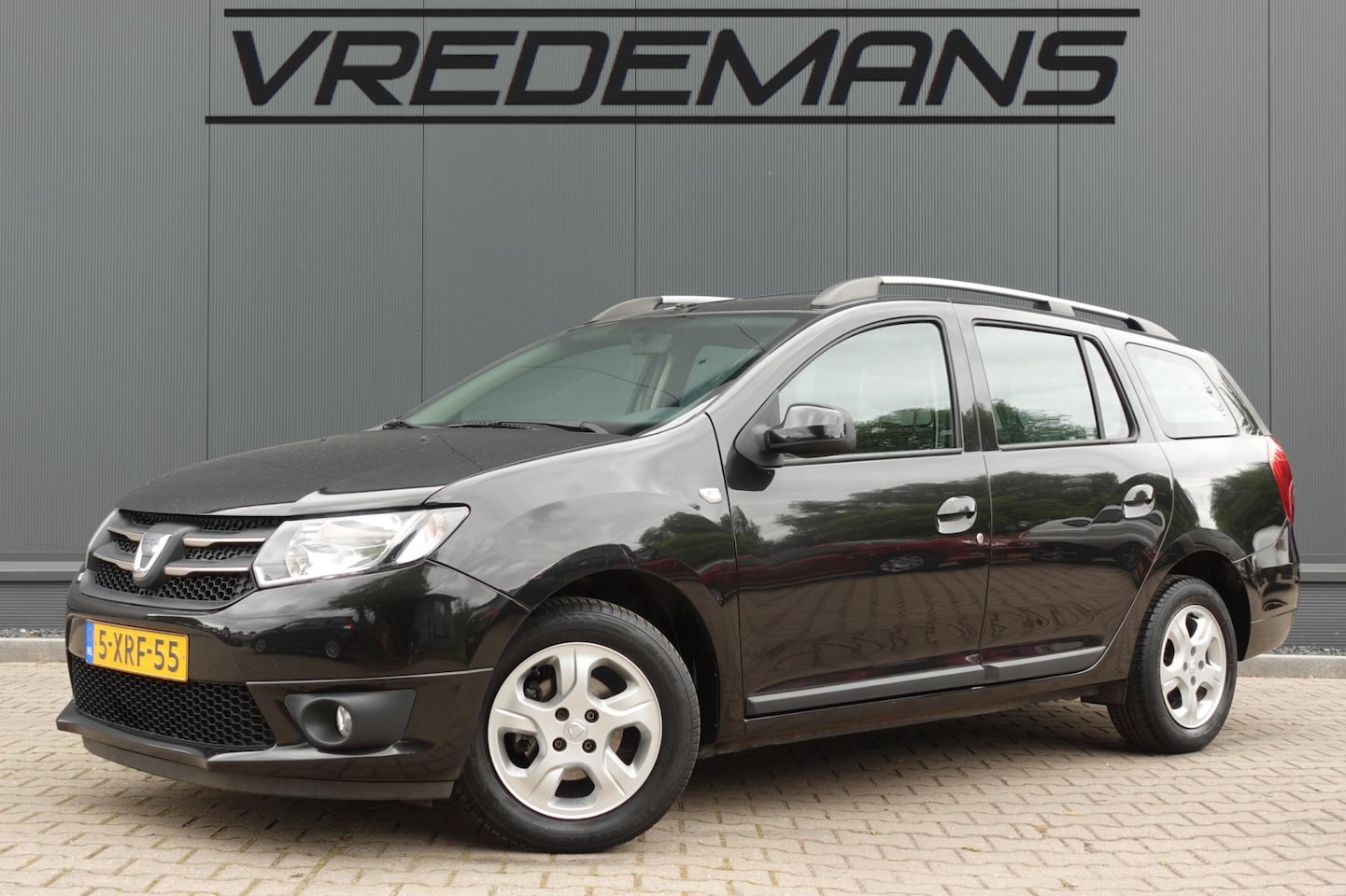 Dacia Logan MCV - 0.9 TCe Prestige NAP/CRUISE/NAVI - AutoWereld.nl