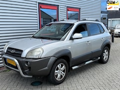 Hyundai Tucson - 2.0i Dynamic World Cup edition Leder Clima