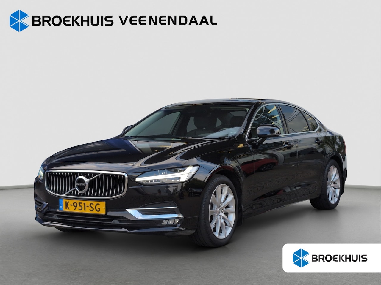 Volvo S90 - 2.0 T4 Inscription | Leder | Camera | Stoelverwarming | Adap. Cruise | Trekhaak - AutoWereld.nl