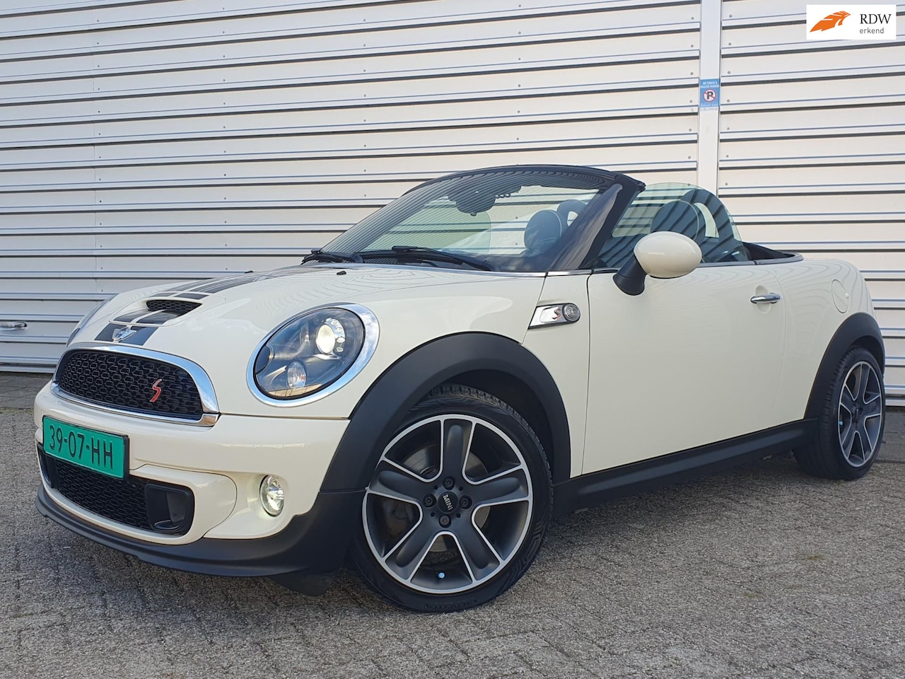 MINI Roadster - Mini 1.6 Cooper S Navi / Leder / 17" / 183pk - AutoWereld.nl