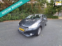 Peugeot 208 - 1.2 VTi Blue Lease Executive WEER MOOIE AUTO EN TOP ONDER HOUDEN