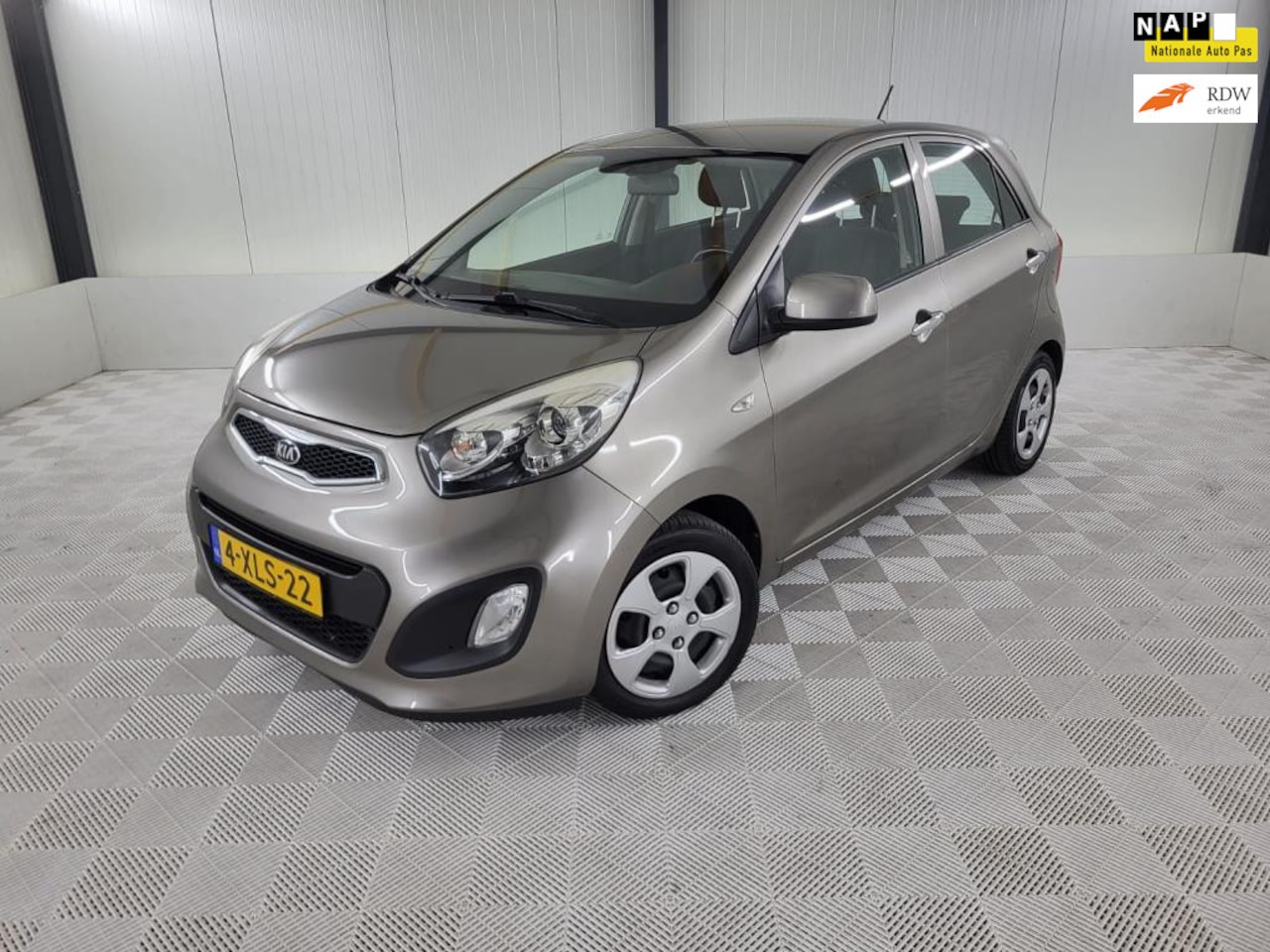 Kia Picanto - 1.0 CVVT BusinessLine 1.0 CVVT BusinessLine - AutoWereld.nl