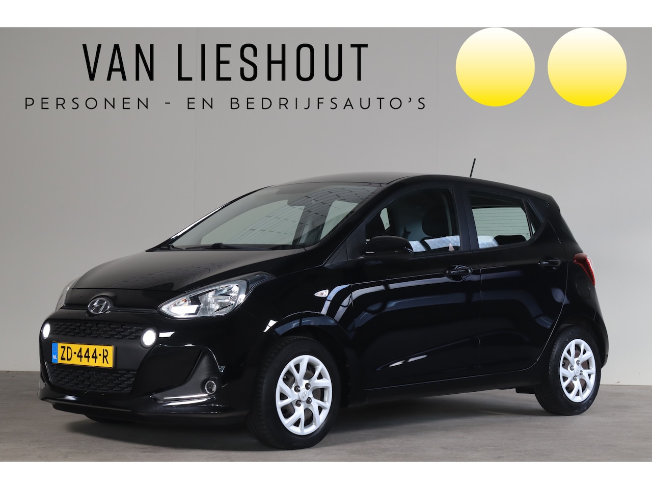 Hyundai i10 - 1.0i Comfort NL-Auto!! Navigatie I PDC i Airco - AutoWereld.nl