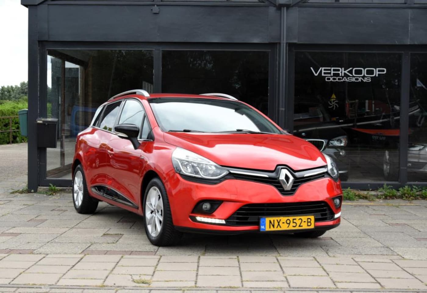 Renault Clio Estate - 0.9 TCe Limited 0.9 TCe Limited - AutoWereld.nl