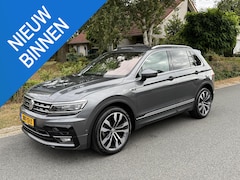 Volkswagen Tiguan - 1.5 TSI 150PK DSG 3x R-Line Pano•Trekhaak