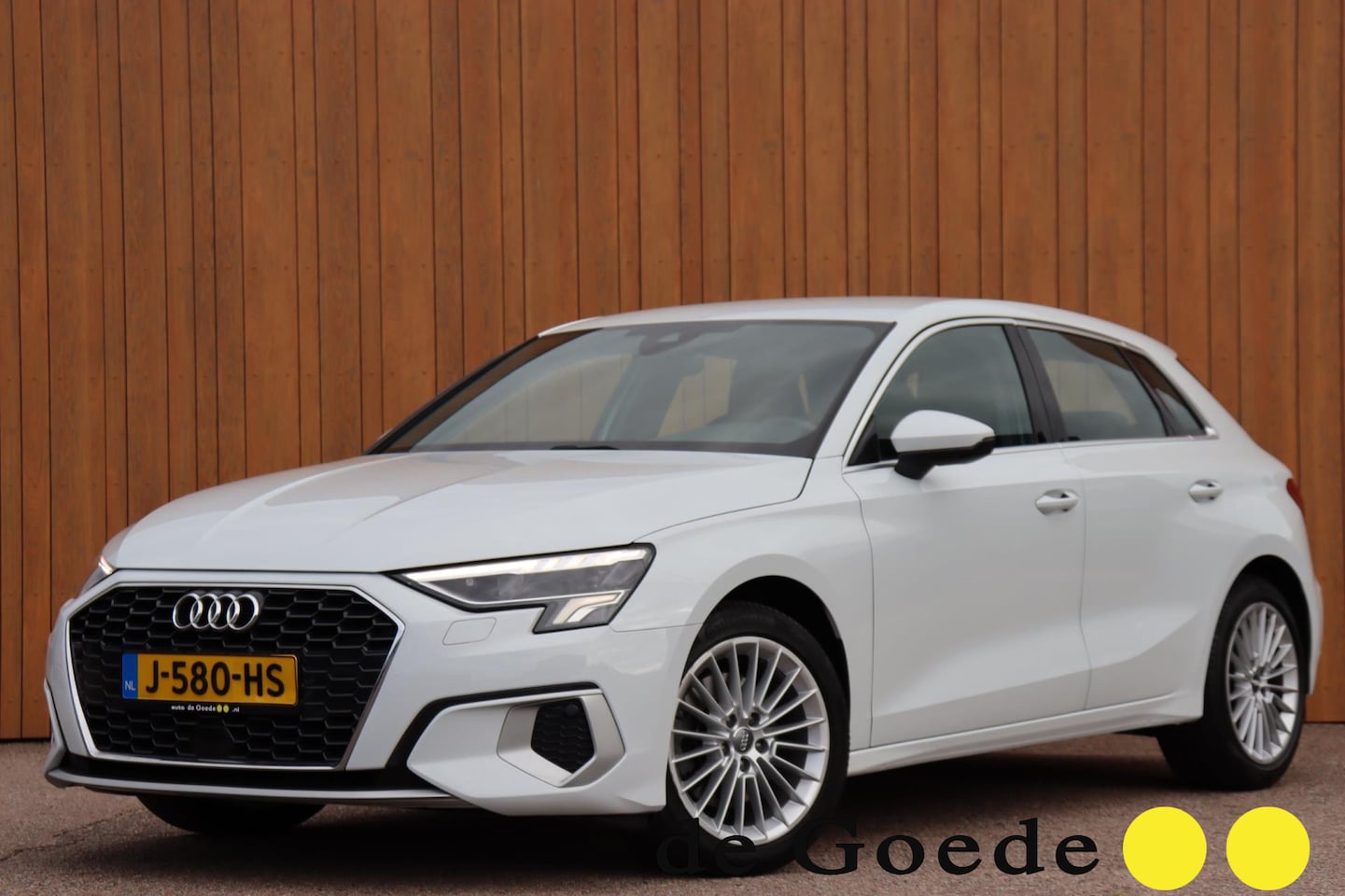 Audi A3 Sportback - 35 TFSI Business Edition org.NL leer digi-dashboard - AutoWereld.nl