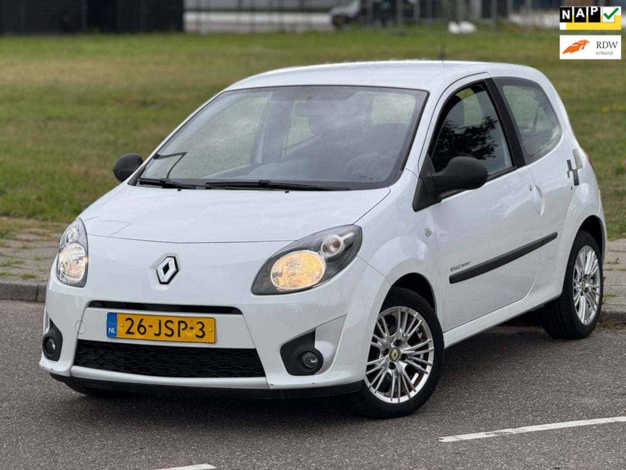 Renault Twingo - 1.2 Dynamique|AIRCO|1 JR APK|ISOFIX|SPORT|LM VELGEN - AutoWereld.nl