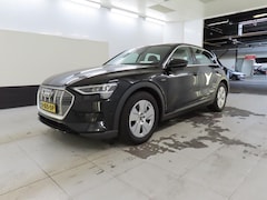Audi e-tron - 55 quattro edition 95 kWh 408 PK Trekhaak | Luchtvering | LED | LMV 21" | NL auto | 1e eig