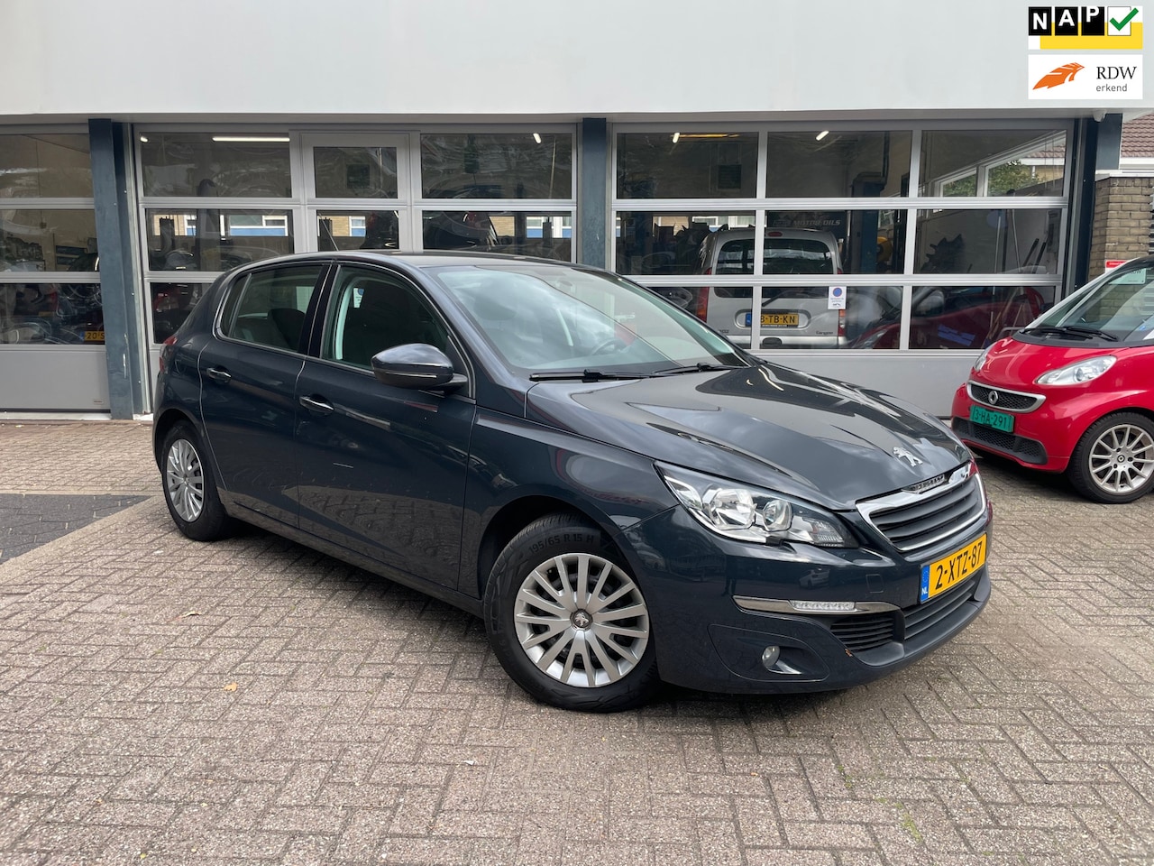 Peugeot 308 - 1.2 VTi Blue Lease 1.2 VTi Blue Lease - AutoWereld.nl