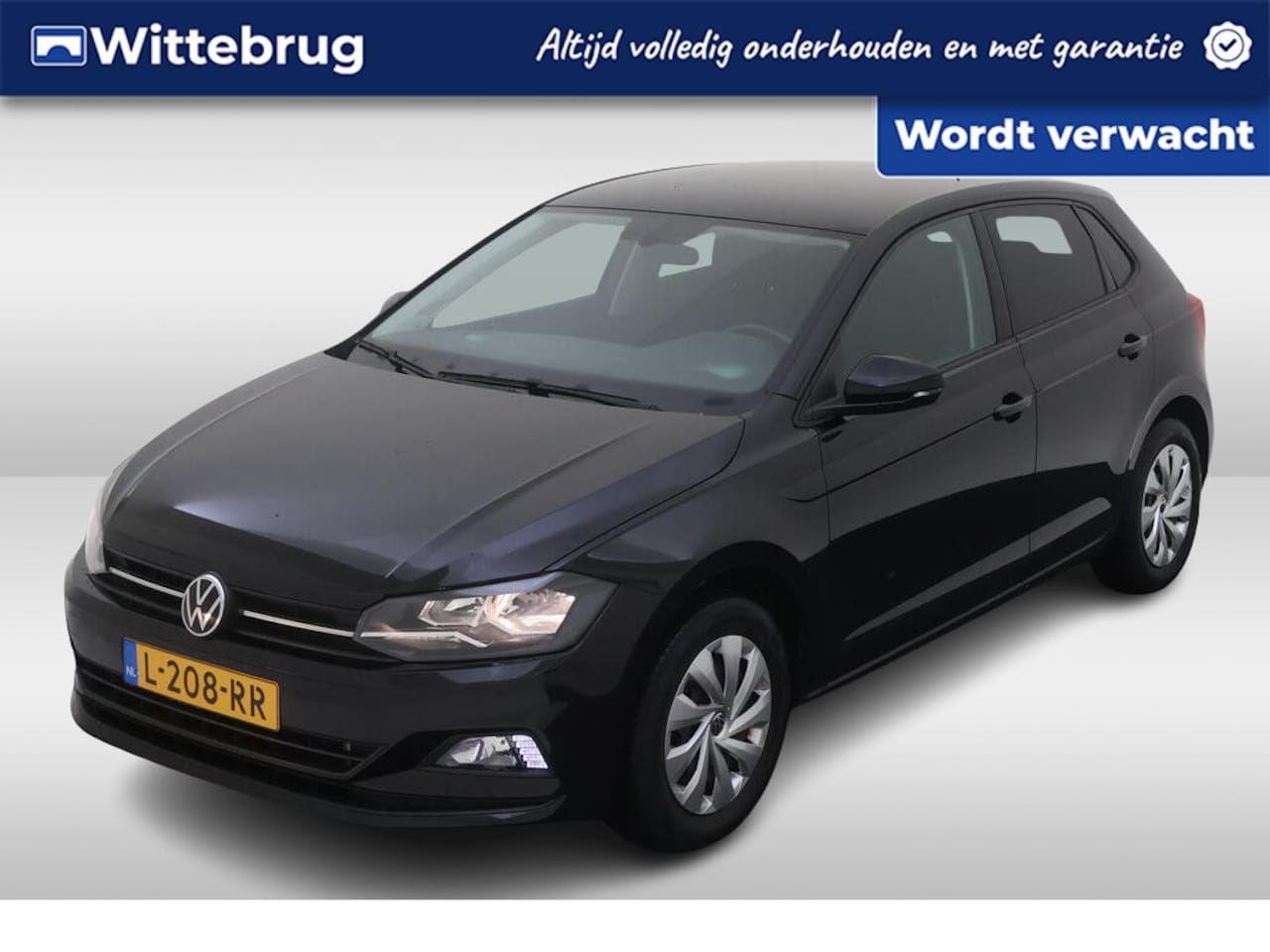 Volkswagen Polo - 1.0 TSI Comfortline / AUTOMAAT/ AIRCO/ PARK. SENSOREN A/ DAB/ BLUETOOTH/ NAVI/ LEDER STUUR - AutoWereld.nl