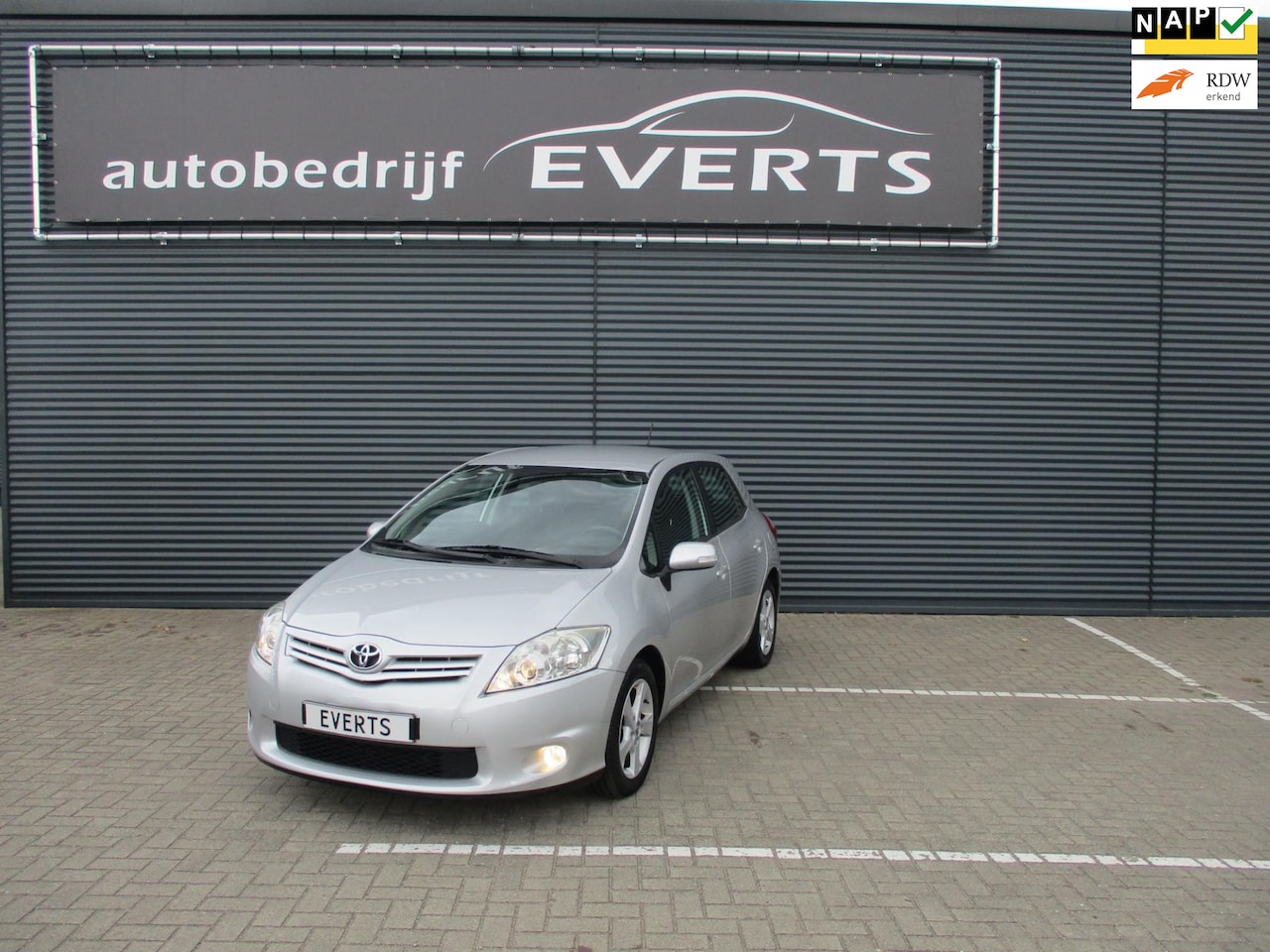 Toyota Auris - 1.6 Aspiration als nieuw van binnen en buiten goed onderhouden en zeer compleet uitgevoerd - AutoWereld.nl