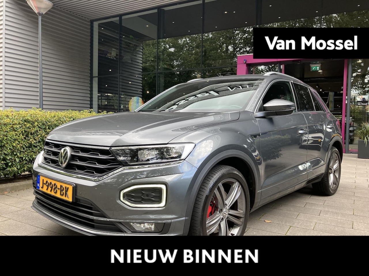 Volkswagen T-Roc - 1.5 TSI Sport Business R | WORDT VERWACHT | EERSTE EIGENAAR | R-LINE | ACHTERUITRIJCAMERA - AutoWereld.nl