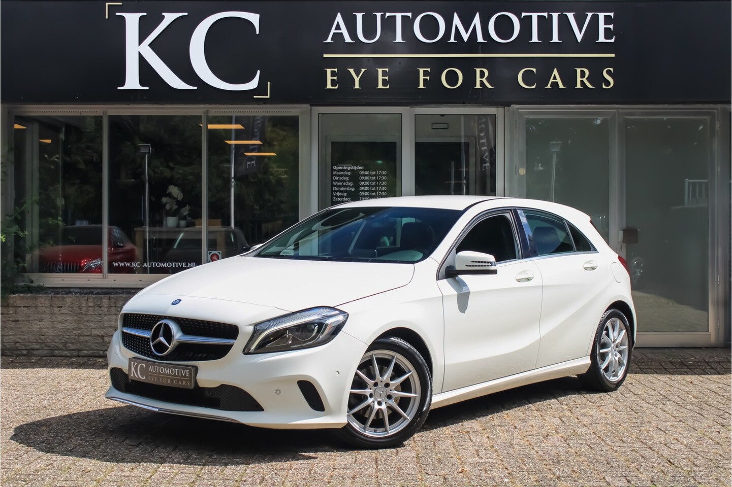 Mercedes-Benz A-klasse - 180 Prestige | Cruise | PDC - AutoWereld.nl
