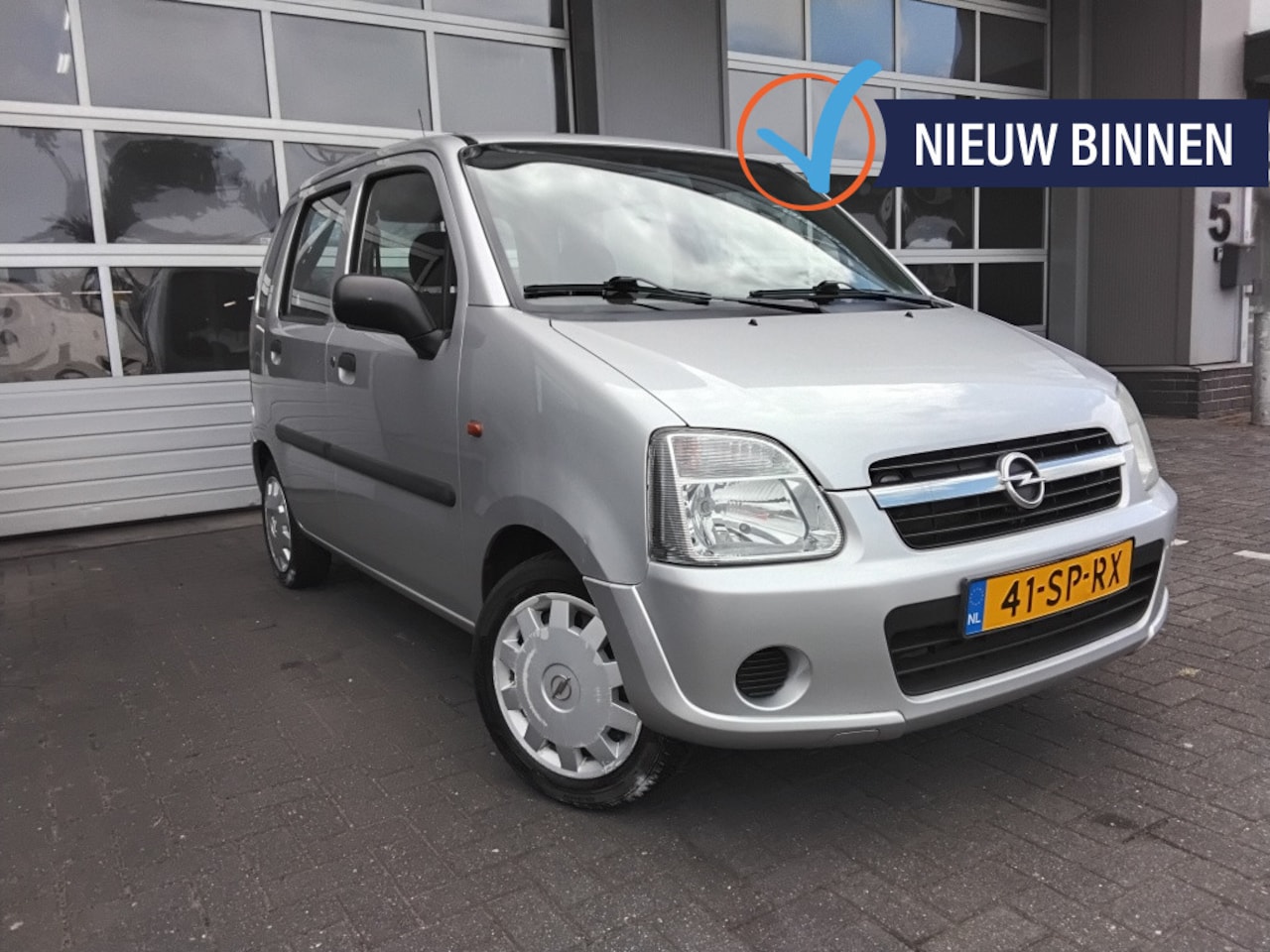 Opel Agila - 1.0-12V Essentia 1.0-12V Essentia - AutoWereld.nl
