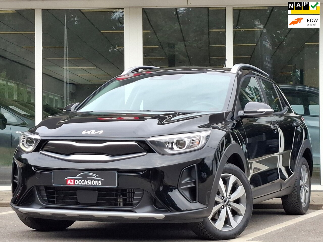 Kia Stonic - 100pk Navi/Cruise/Bluetooth/Clima/PDC/Stoel+Stuurverw - AutoWereld.nl