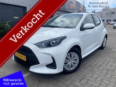 Toyota Yaris - 1.5 Hybrid 115 Comfort I Carplay I Camera I NL-auto