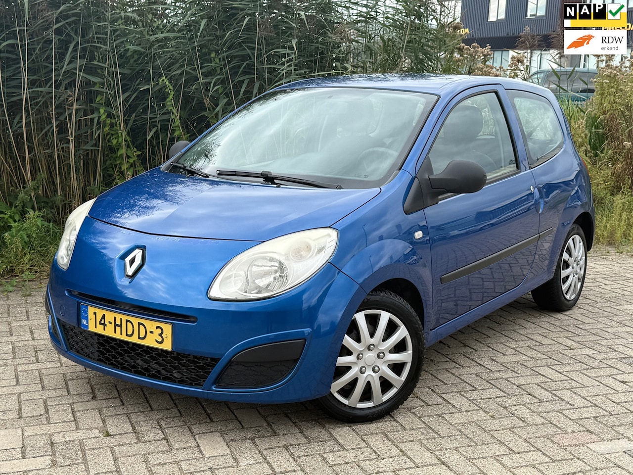 Renault Twingo - 1.2 Authentique Airco Elektrische Ramen Nieuwe Apk - AutoWereld.nl