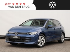 Volkswagen Golf - 1.5 eTSI Life Edition 150 pk DSG | LED | Spiegelpakket | Navigatie via App-connect | Adapt