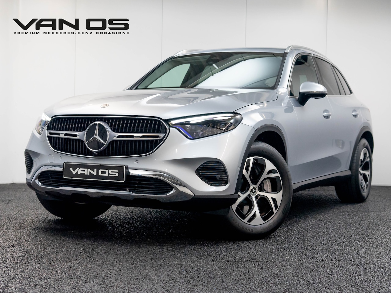 Mercedes-Benz GLC-klasse - GLC 300e 4MATIC | Luchtvering | Achteras sturing | Digital Light - AutoWereld.nl
