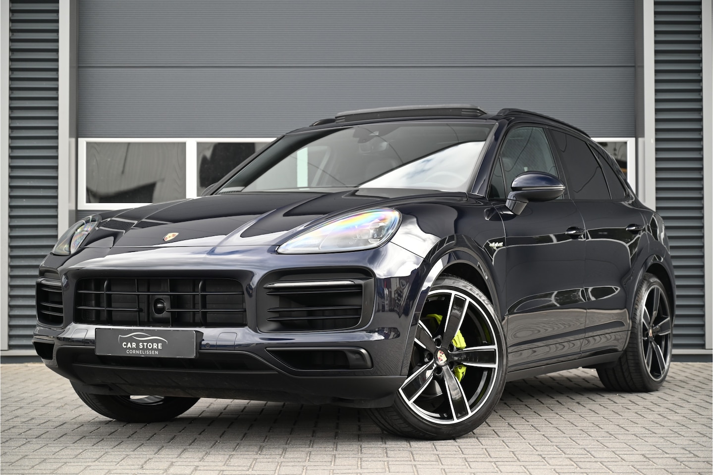 Porsche Cayenne - 3.0 E-Hybrid 462 PK / SPORT DESIGN / PANO / SPORT CHRONO / BOSE / MEMORY / SFEERVERLICHTIN - AutoWereld.nl