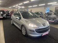 Peugeot 207 - 1.4-16V X-line. Met airco en onlangs nog een service beurt gehad
